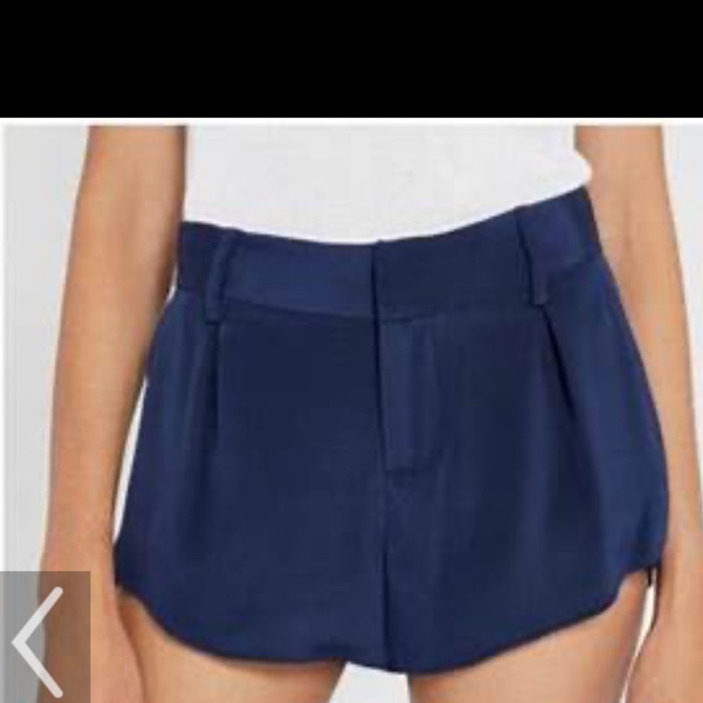 Alice and olivia butterfly shorts navy size 8.